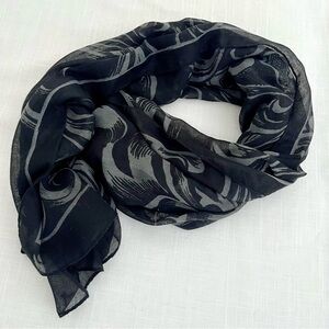 Hard Rock Cafe Black and Gray Scarf
